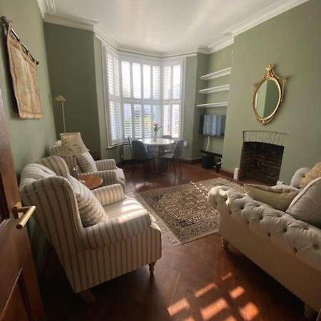 לונדון 2 Double Bedroom Charming Chelsea Apartment מראה חיצוני תמונה