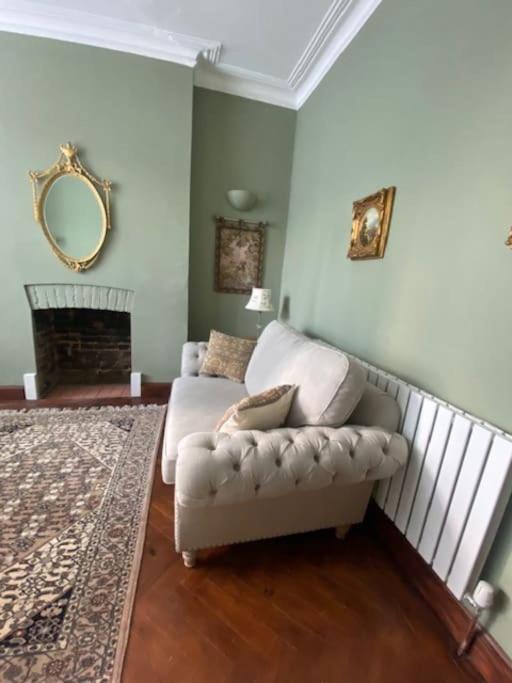 לונדון 2 Double Bedroom Charming Chelsea Apartment מראה חיצוני תמונה